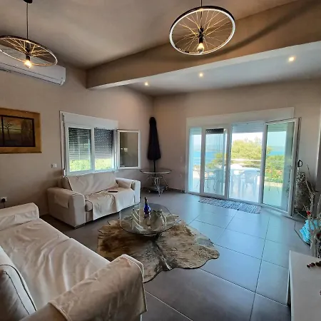 Once Upon A Apartment *